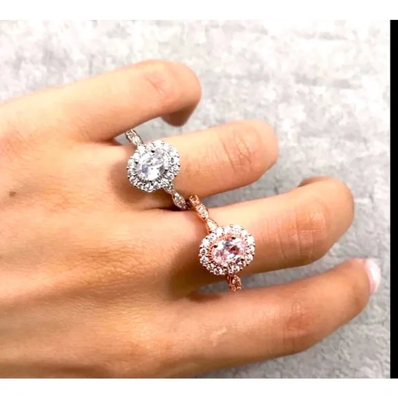 NEW Women’s White Gold Filled Oval Simulated Diamond Engagement‎ Ring, Sz 7 - Picture 2 of 10